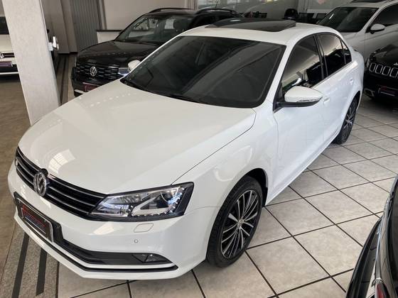 VOLKSWAGEN JETTA 2.0 TSI HIGHLINE 211CV GASOLINA 4P TIPTRONIC